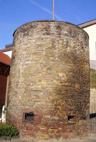 Turm der alten Stadtmauer, Bad Drkheim